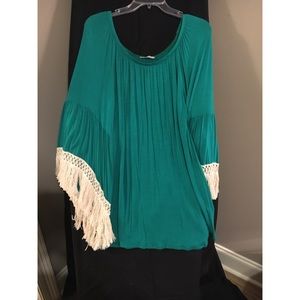 Green Tunic with fringe Sleeve
